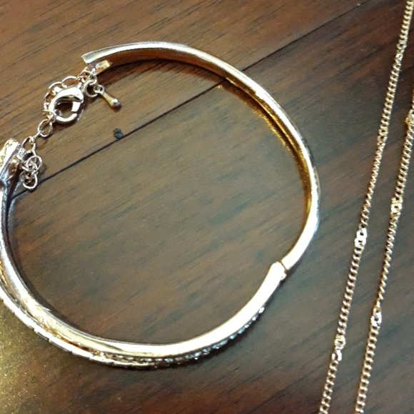 Necklace, earring, bracelet - Picture 7 of 7